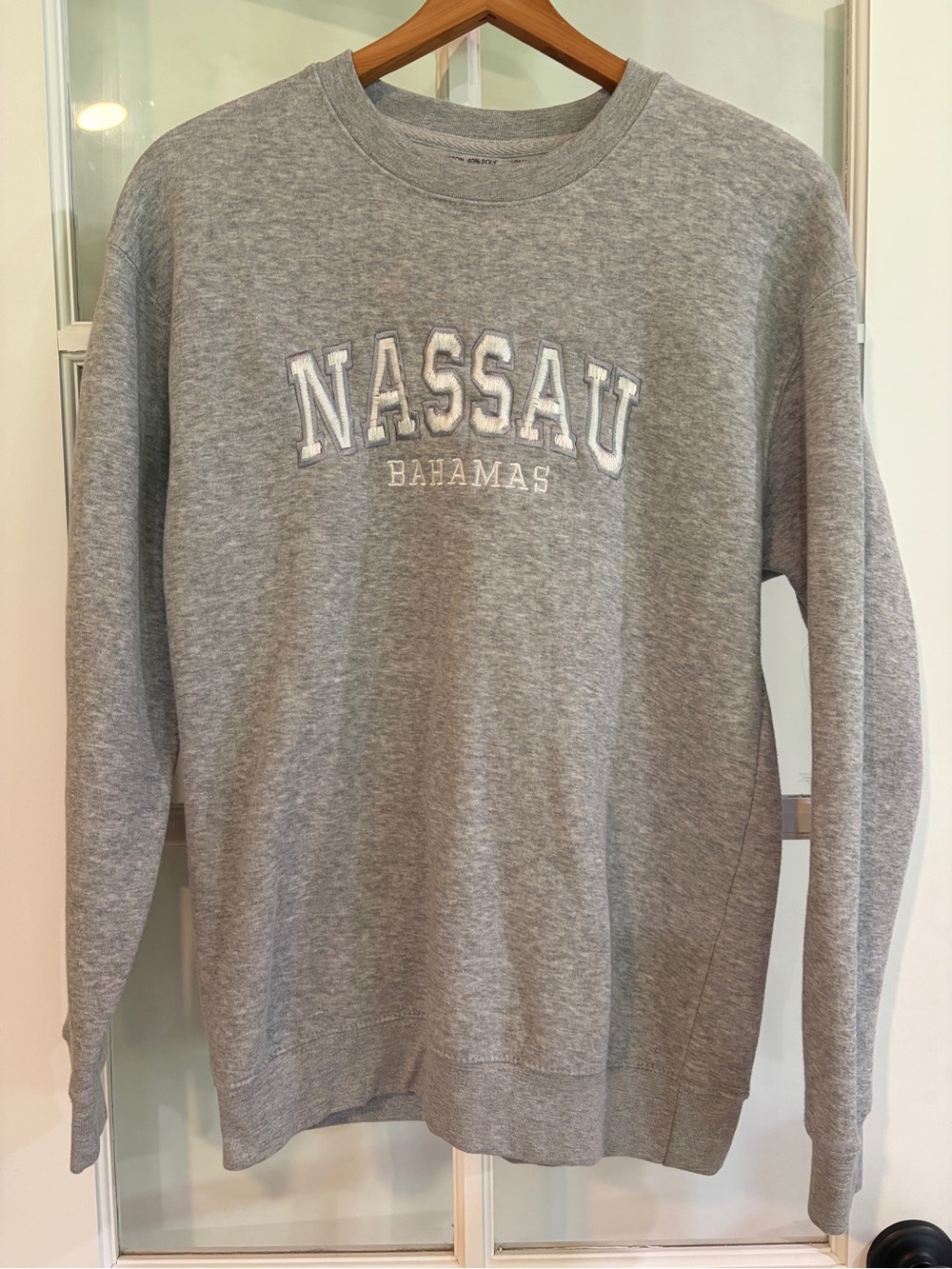 Nassau Bahamas Crewneck Sweatshirt Island Vacation Travel Pullover